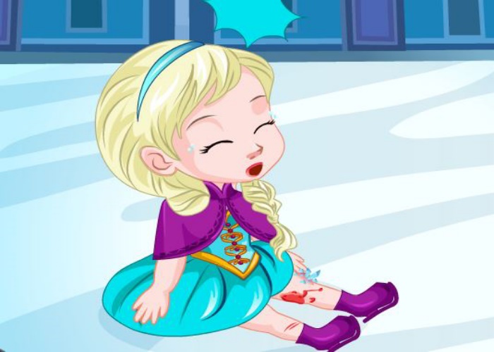 Elsa se blesse à la patinoire